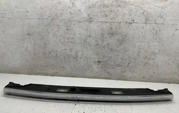 BMW 7 F01 F02 F03 F04 Trunk door license plate light bar 7200035 15161718