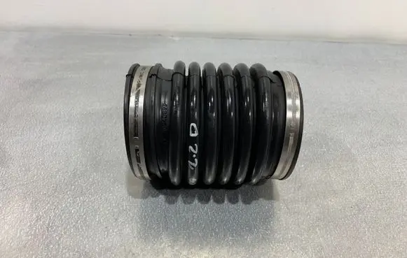 Alfa Romeo Stelvio Air intake hose/pipe 50540893