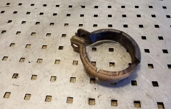 Mercedes-Benz C W204 Muffler pipe connector clamp A0009958902