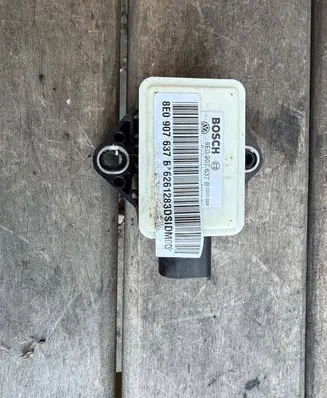 Audi A4 S4 B6 8E 8H ESP acceleration yaw rate sensor 8E0907637B