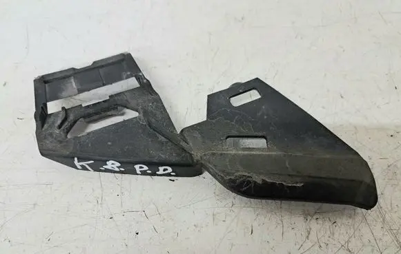 Headlight/headlamp mounting bracket