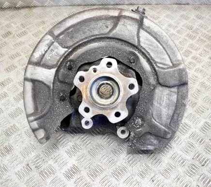 BMW 7 G11 G12 Rear wheel hub 6861803