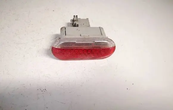 Volkswagen Polo IV 9N3 Rear door interior light 1j0947411a