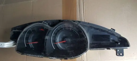 Toyota Verso Speedometer (instrument cluster)