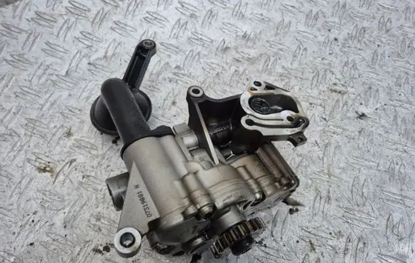 Seat Altea XL Oil pump 06J115106AB 06J115251M