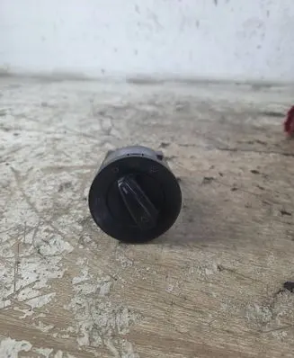 Seat Alhambra (Mk1) Light switch 1C0941531A