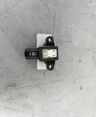 Volvo XC60 Airbag deployment crash/impact sensor 31406731