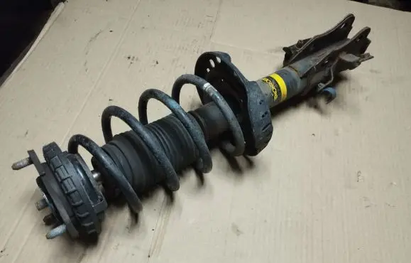 Honda Civic Front shock absorber/damper G8169R