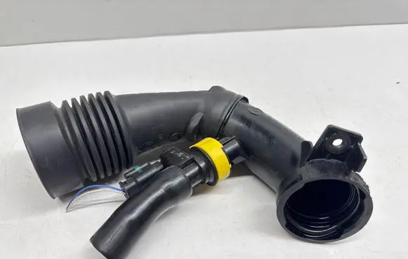 Peugeot 308 Air intake hose/pipe 9801000980