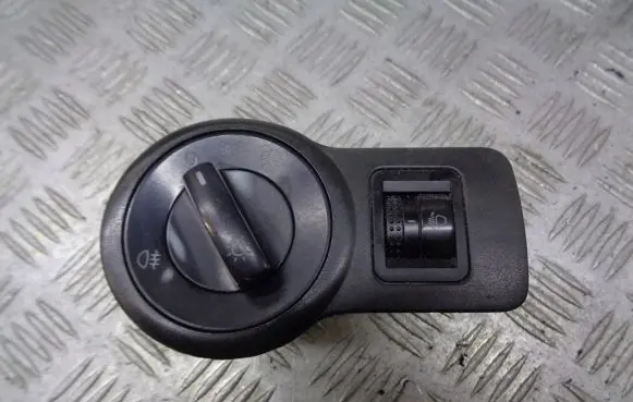 Skoda Octavia Mk1 (1U) Light switch 6Q0941531B