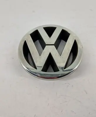 Volkswagen Eos Manufacturers badge/model letters 1T0853601A