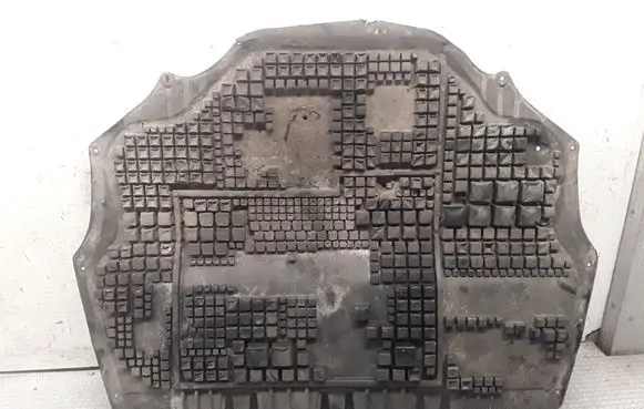 Seat Ibiza III (6L) Engine splash shield/under tray
