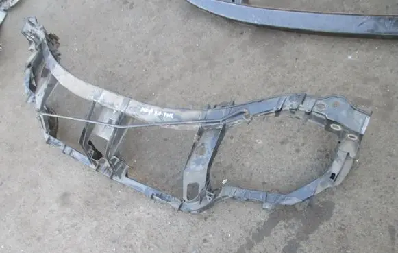 Ford Mondeo MK IV Radiator support slam panel 