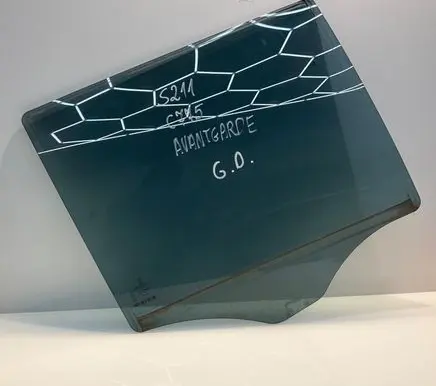 Mercedes-Benz E W211 Rear door window glass A2117352810 2117352810
