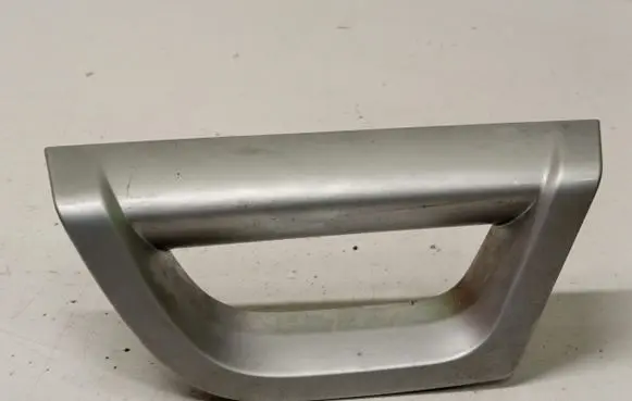 Volvo XC90 Front door interior handle trim 08650070