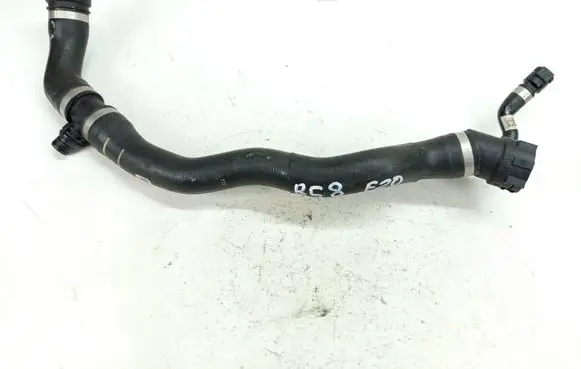 Engine coolant pipe/hose
