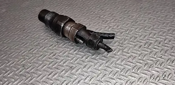 Volkswagen Transporter - Caravelle T4 Fuel injector KCA30S44