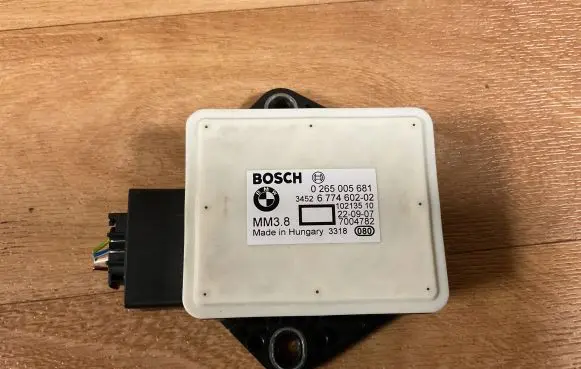 BMW 5 E60 E61 ESP (stability system) control unit 6774602 0265005681