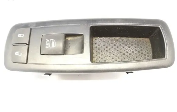 Jeep Cherokee Electric window control switch 68141892AA