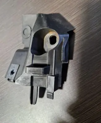 Volvo C30 Front bumper mounting bracket 31214663