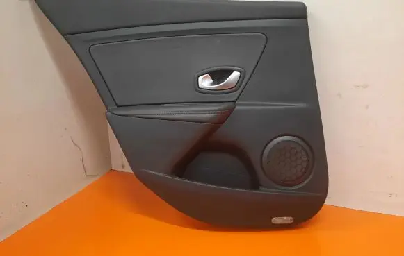 Renault Megane III Door card panel trim set 156042892
