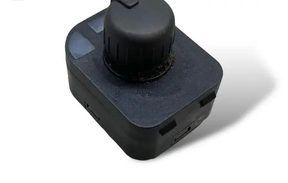Audi A4 S4 B7 8E 8H Wing mirror switch 8E0959565