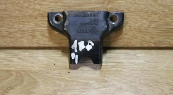 Audi A4 S4 B5 8D Oil level sensor 06B907667