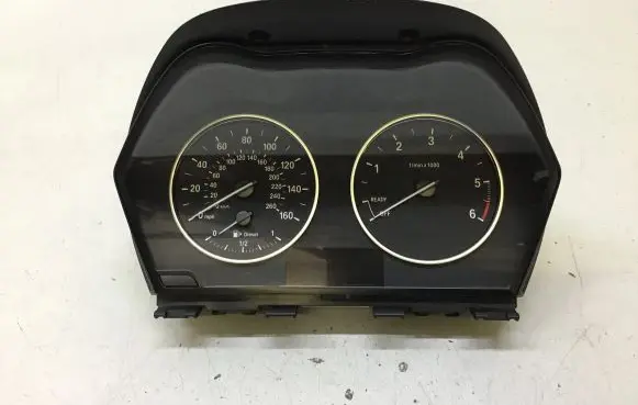 BMW 2 F22 F23 Speedometer (instrument cluster) 1912952 17649411 9232891