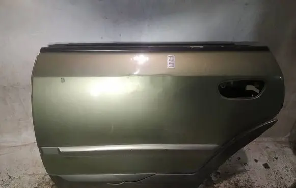 Subaru Impreza III Rear door