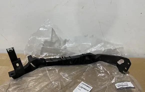 Mazda CX-30 Headlight/headlamp mounting bracket DFR550150D