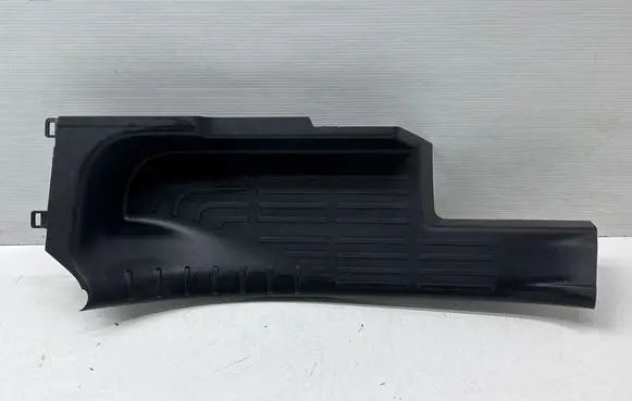 Toyota Highlander XU70 Rear sill trim cover 679170E080