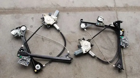 Front door window regulator with motor