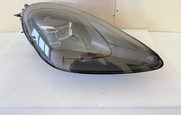 Porsche Cayenne (9Y0 9Y3) Headlight/headlamp 9Y0941032R 1LX2294 1LX01443924
