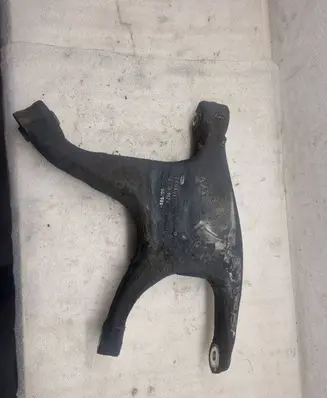 Rear upper control arm/wishbone