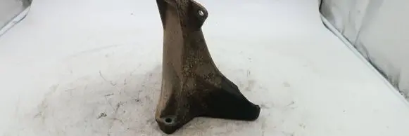 Audi A4 S4 B5 8D Engine mounting bracket 8D0199308F