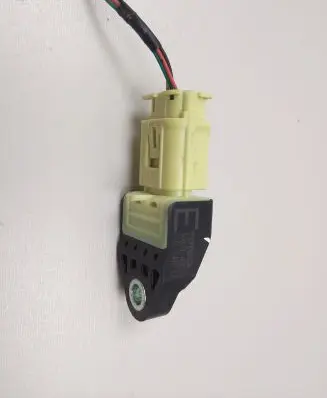 Toyota RAV 4 (XA30) Airbag deployment crash/impact sensor 8983142010