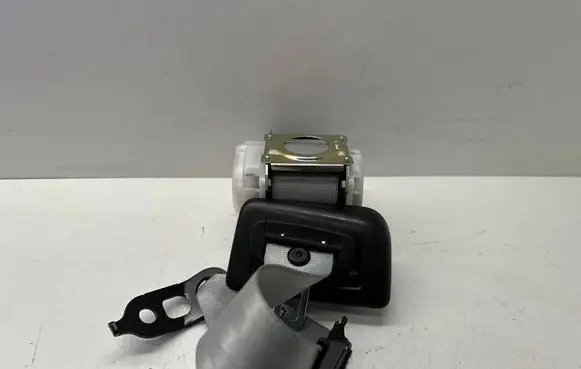 Porsche Cayenne (92A) Middle seatbelt (rear) 7P0857807 7P0857807U