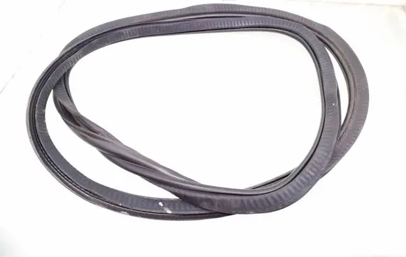 Land Rover Defender Front door rubber seal L8B2253A10AC LR164726