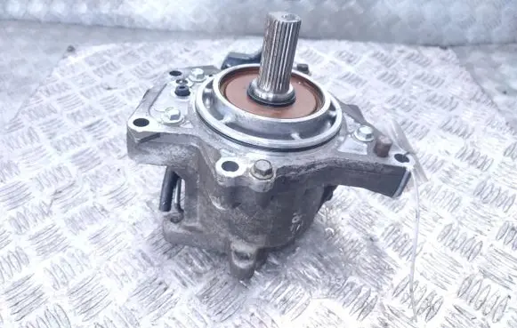 Nissan Bluebird Sylphy II Gearbox transfer box case 