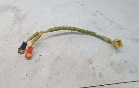 Toyota Prius (XW20) Passenger airbag on/off switch 8214047020