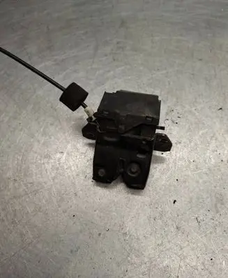 Mercedes-Benz C W203 Loading door lock A1717500085 A1717500185