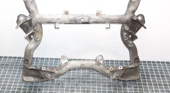 Mercedes-Benz E A207 Front subframe A2046281057