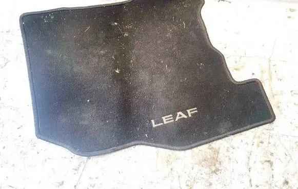 Nissan Leaf I (ZE0) Front floor carpet liner 
