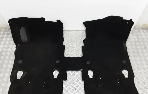 Chrysler Pacifica Front floor carpet liner 