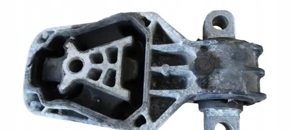 Mercedes-Benz B W246 W242 Engine mount bracket A2462401209