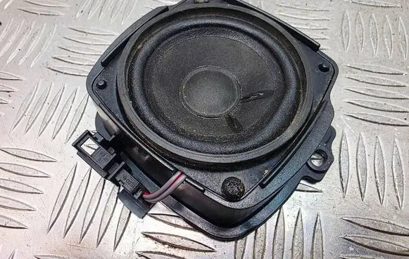 Audi A8 S8 D3 4E Panel speaker 4E0035411G