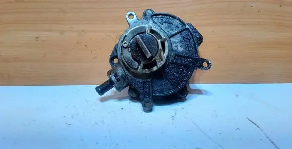 Vacuum pump