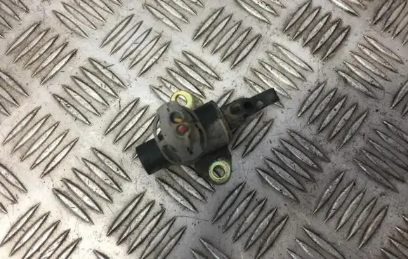 Volvo S40, V40 Turbo solenoid valve