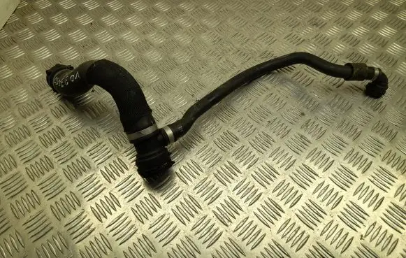 BMW 4 F32 F33 Engine coolant pipe/hose 7848501