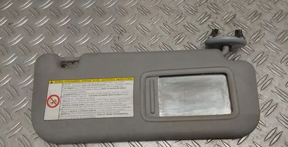 Toyota Yaris Sun visor